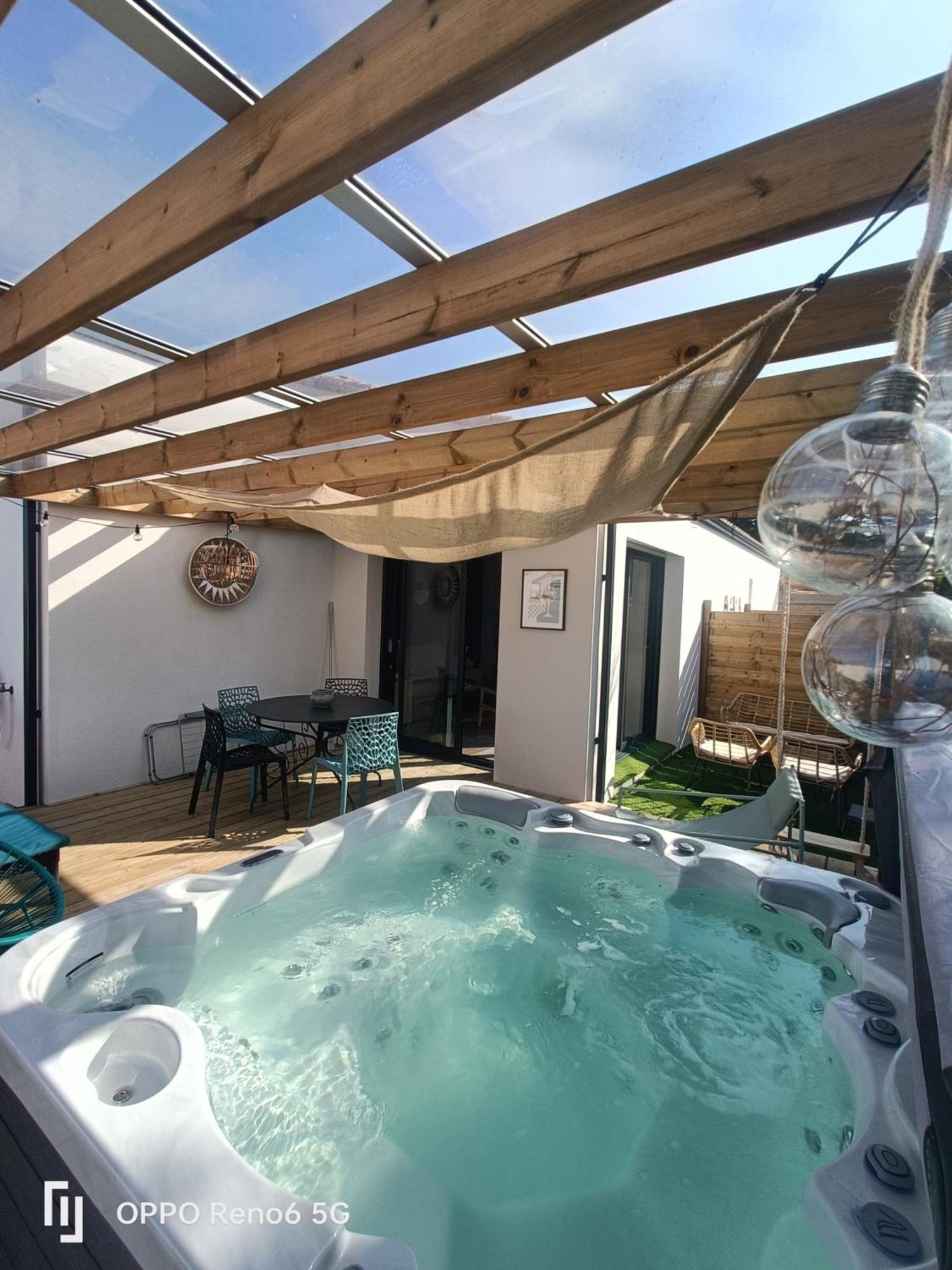 Apb Spa Locations Avec Jacuzzi Privatif Saint-Jean-de-Monts Ngoại thất bức ảnh